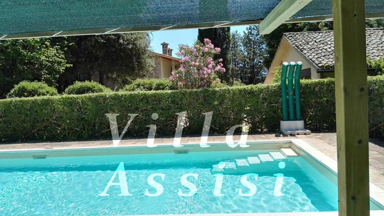 Villa Con Piscina Assisi Exterior foto